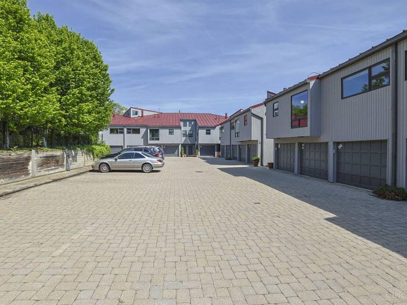 1022 Hatch Street, Cincinnati, OH 45202 Photo 45