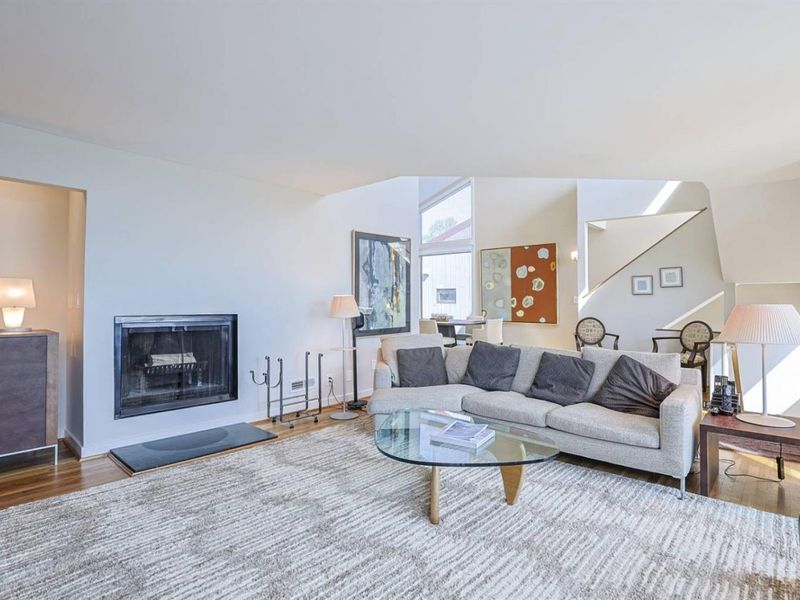 1022 Hatch Street, Cincinnati, OH 45202 Photo 9