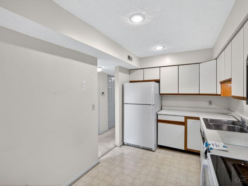 4019 White Chapel Lane, Unit 141, Loveland, OH 45140 Photo 15