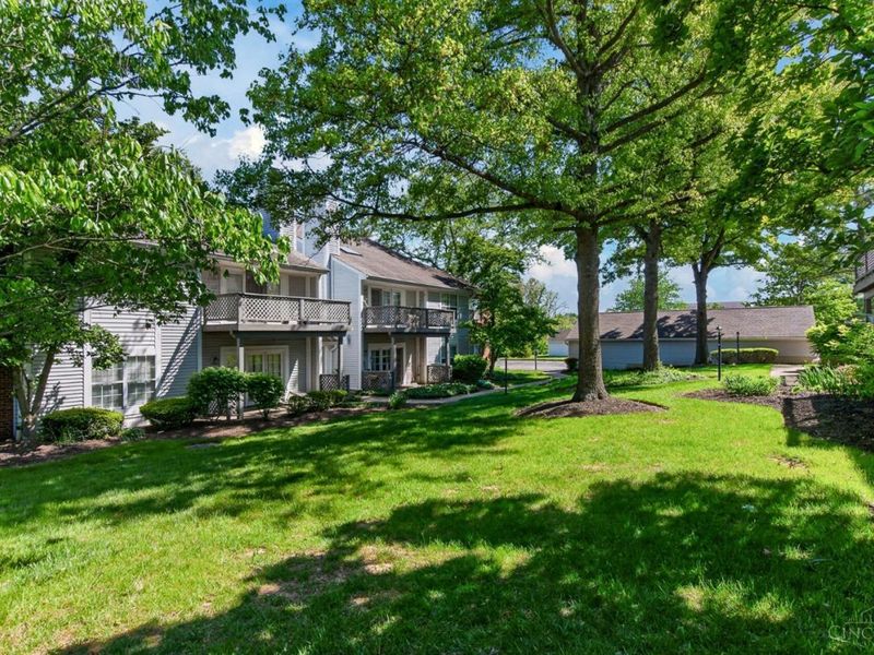 4019 White Chapel Lane, Unit 141, Loveland, OH 45140 Photo 4