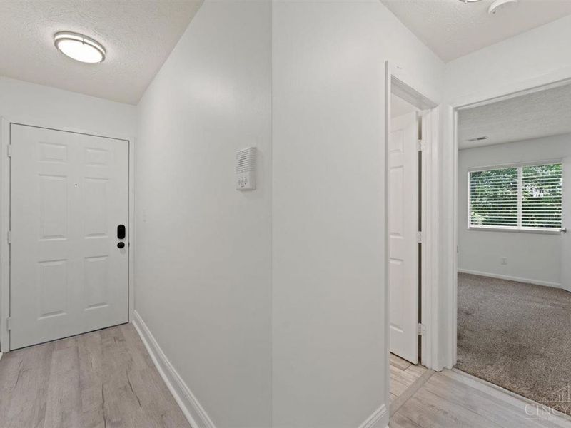 8839 Eagleview Drive, Unit 4, West Chester, OH 45069 Photo 15
