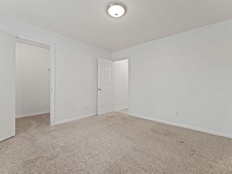 8839 Eagleview Drive, Unit 4, West Chester, OH 45069 Photo 17