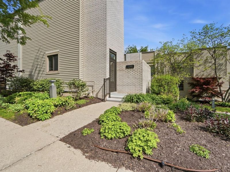 2388 Dana Avenue, Cincinnati, OH 45208 Photo 2