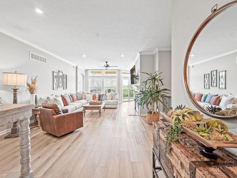 4413 Waters Edge Lane, Lebanon, OH 45036 Photo 2