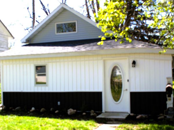 810 1st Street, Lake Odessa, MI 48849