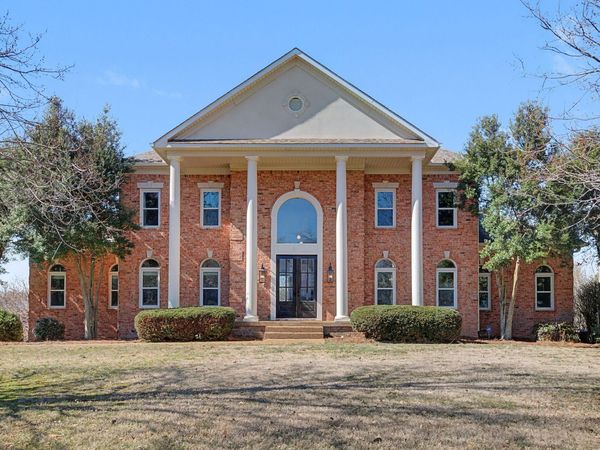 1016 Lexington Dr , Brentwood, TN 37027