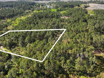 34 Old Smugglers Wharf Road, Saint Helena Island, SC 29920