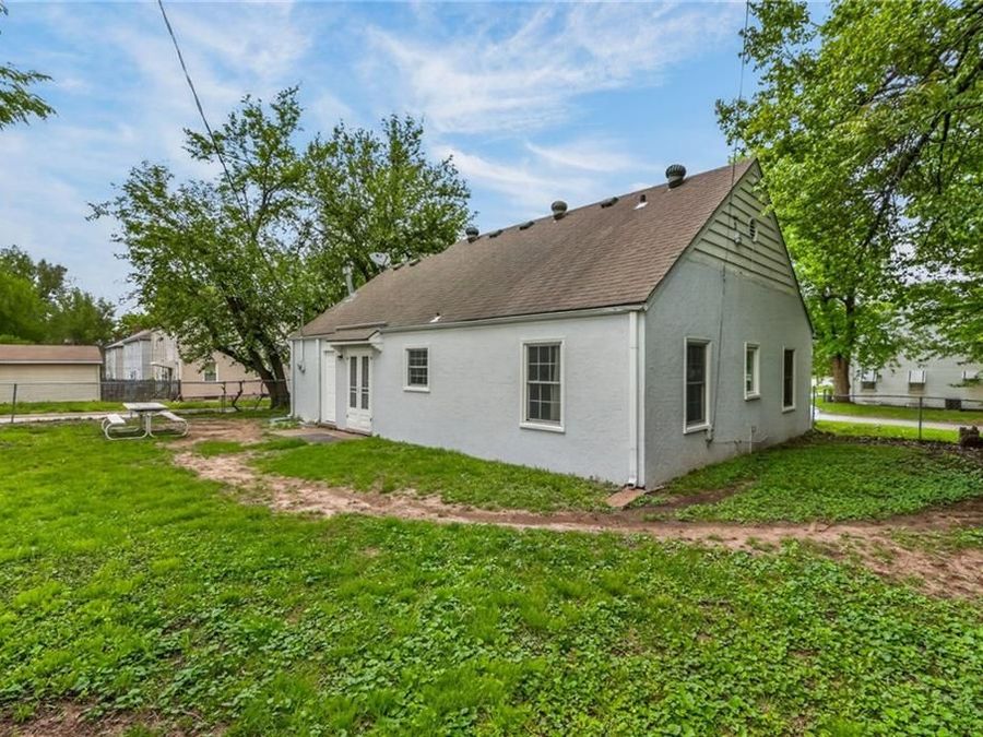 Property Image 9