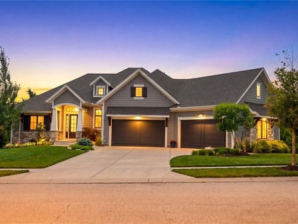 21303 W 94th Terrace, Lenexa, KS 66220