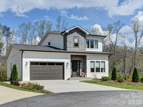 18 Sagewood Drive, Candler, NC 28715