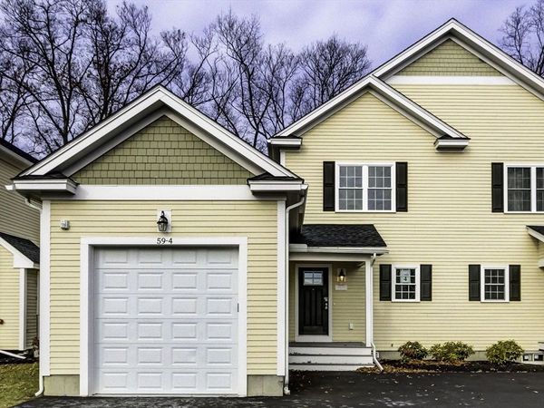 59 Olympia Ave, Unit 4, Shrewsbury, MA 01545