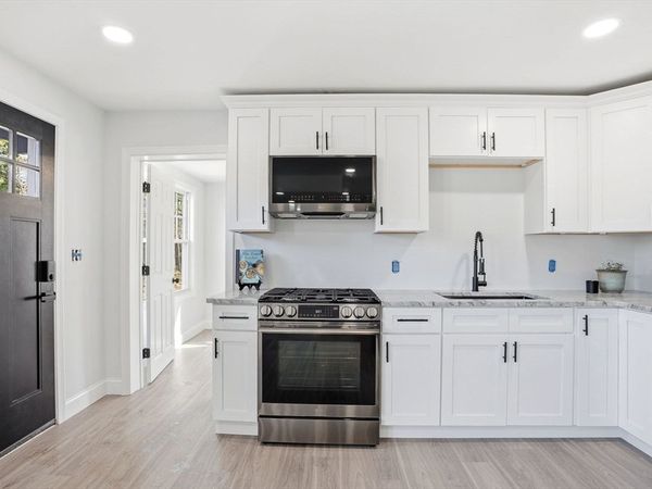 357 Wareham St, Middleboro, MA 02346