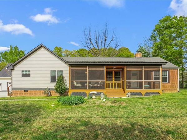 179 Dodson Road , Mebane, NC 27302