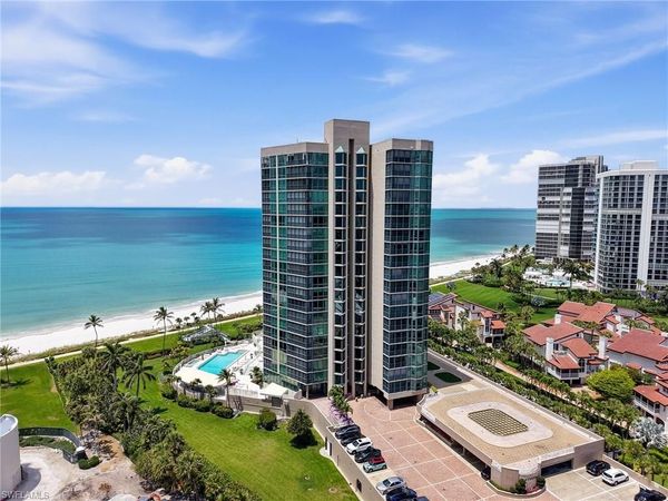 4651 Gulf Shore BLVD N, Unit 205, NAPLES, FL 34103