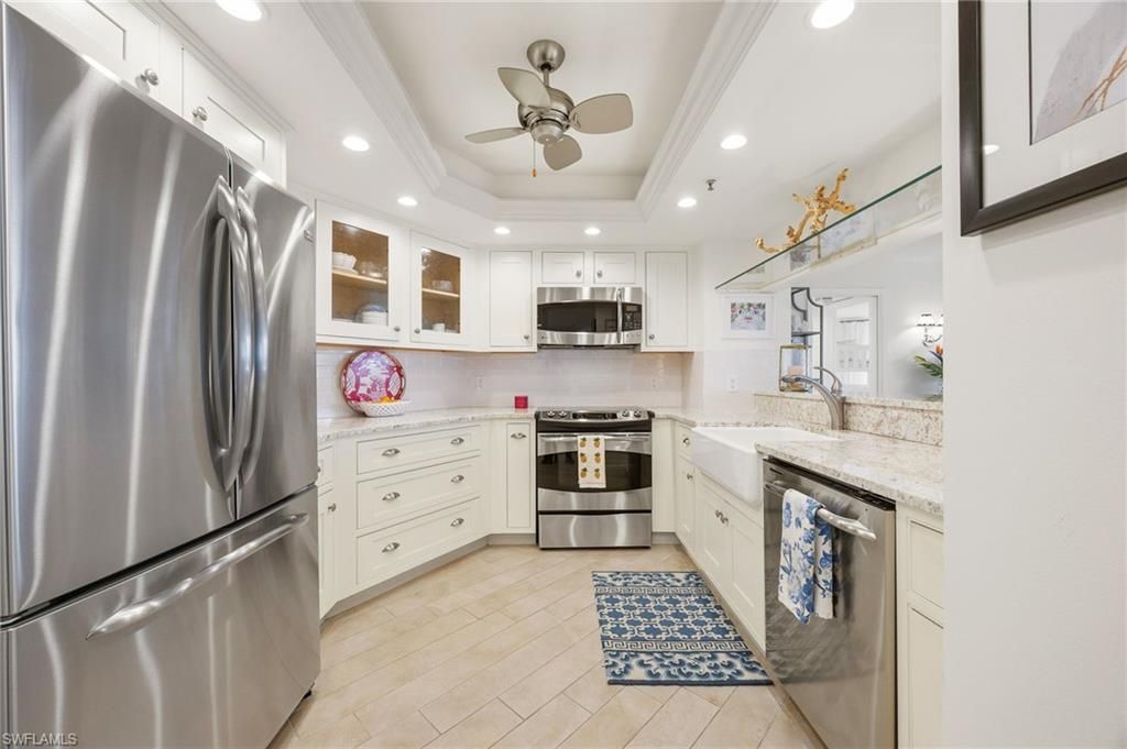 4651 Gulf Shore Blvd N, Unit 205, Naples, FL 34103 Photo