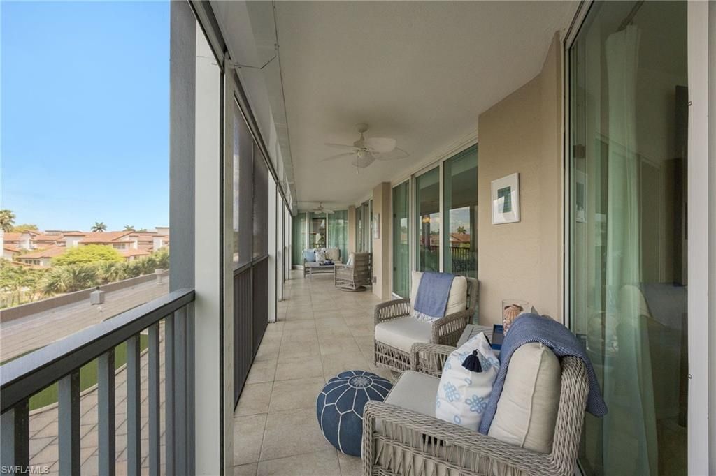 4651 Gulf Shore Blvd N, Unit 205, Naples, FL 34103 Photo