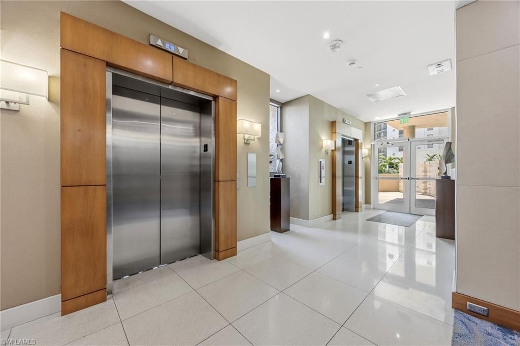 4651 Gulf Shore Blvd N, Unit 205, Naples, FL 34103 Photo