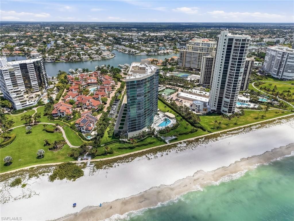 4651 Gulf Shore Blvd N, Unit 205, Naples, FL 34103 Photo