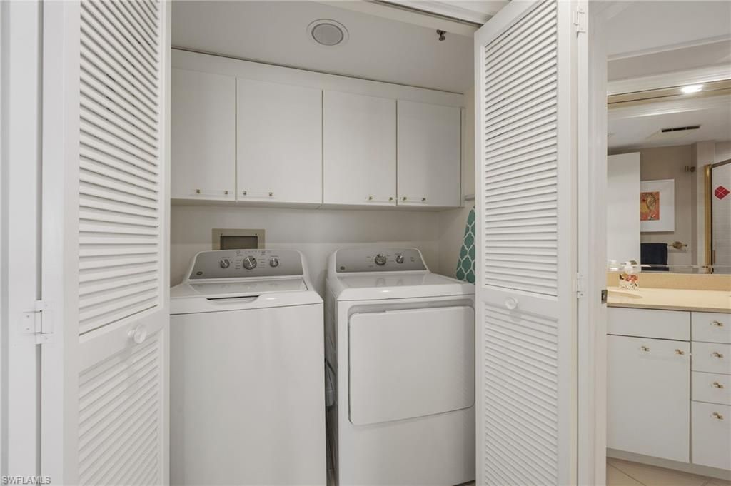 4651 Gulf Shore Blvd N, Unit 205, Naples, FL 34103 Photo