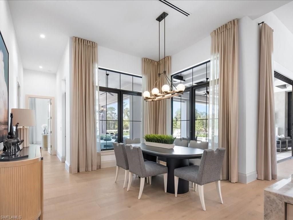 6462 Daniels Rd , Naples, FL 34109 Photo