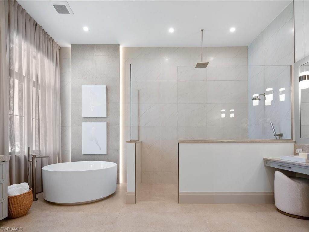 6462 Daniels Rd , Naples, FL 34109 Photo