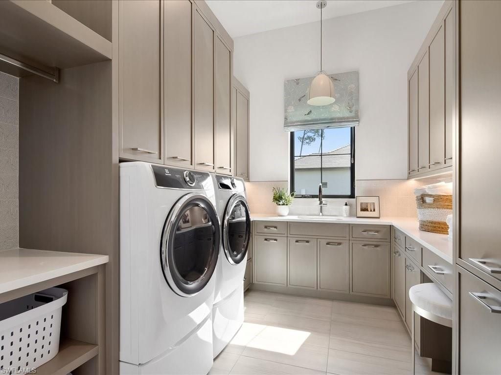 6462 Daniels Rd , Naples, FL 34109 Photo