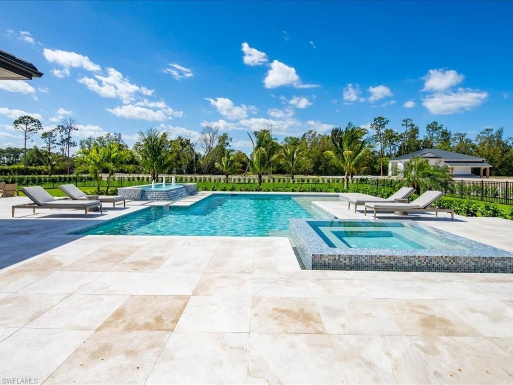 6462 Daniels Rd , Naples, FL 34109 Photo