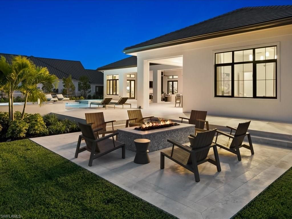 6462 Daniels Rd , Naples, FL 34109 Photo