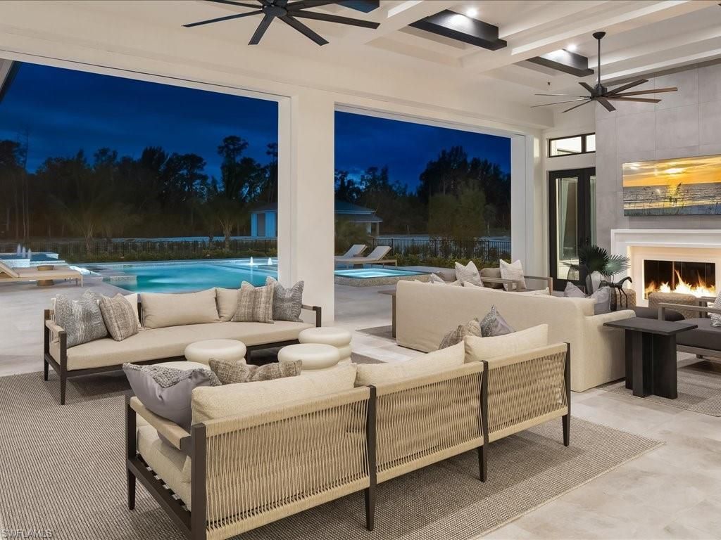 6462 Daniels Rd , Naples, FL 34109 Photo