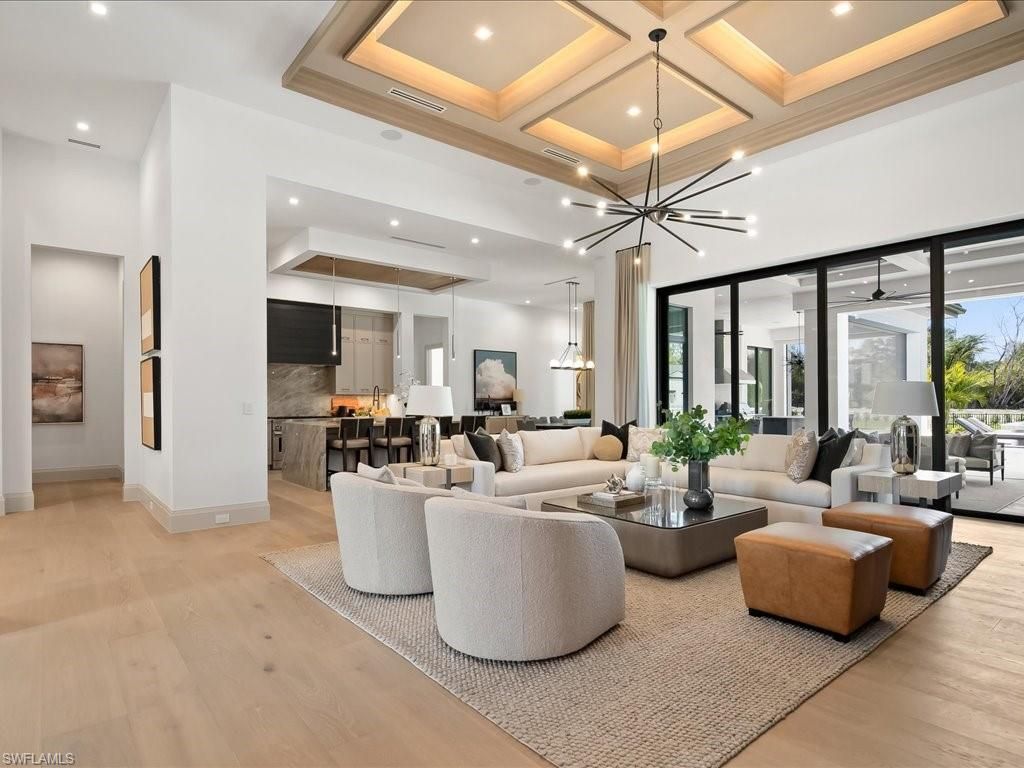 6462 Daniels Rd , Naples, FL 34109 Photo