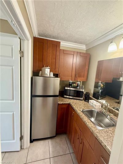 2555 Tamiami Trl N, Unit 250, Naples, FL 34103 Photo