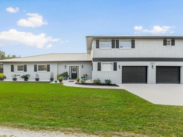 107 Betty Rd, Crescent City, FL 32112