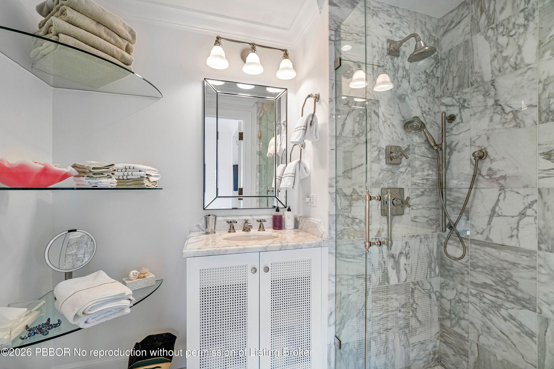 150 Bradley Place, Unit 203, Palm Beach, FL 33480 Photo