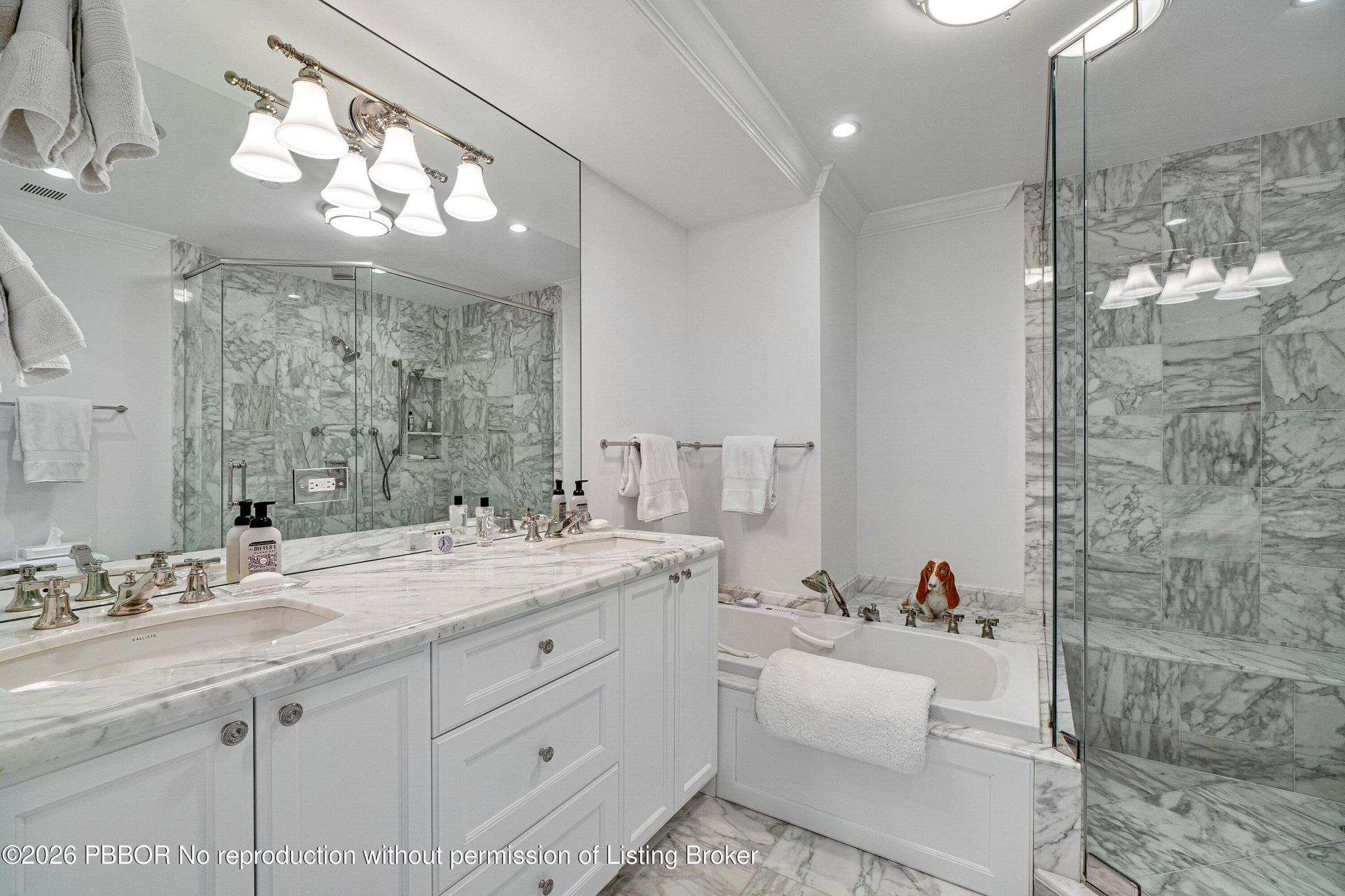 150 Bradley Place, Unit 203, Palm Beach, FL 33480 Photo