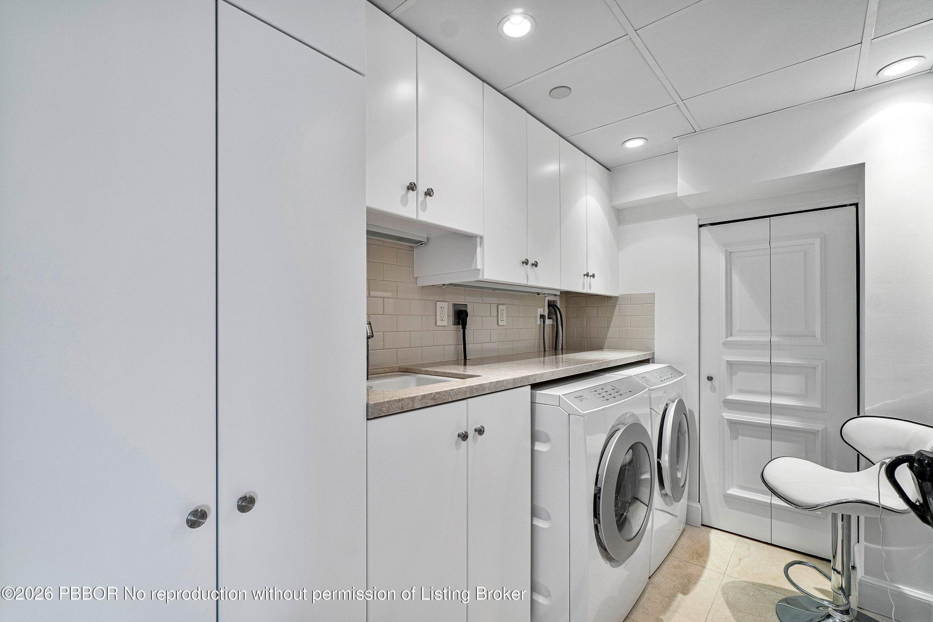 150 Bradley Place, Unit 203, Palm Beach, FL 33480 Photo