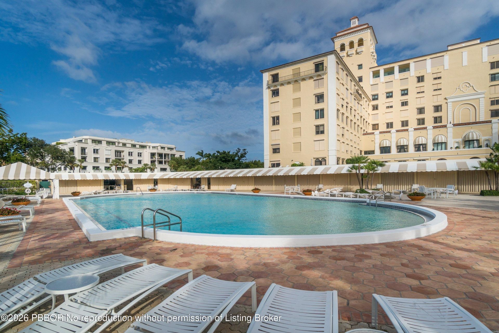150 Bradley Place, Unit 203, Palm Beach, FL 33480 Photo