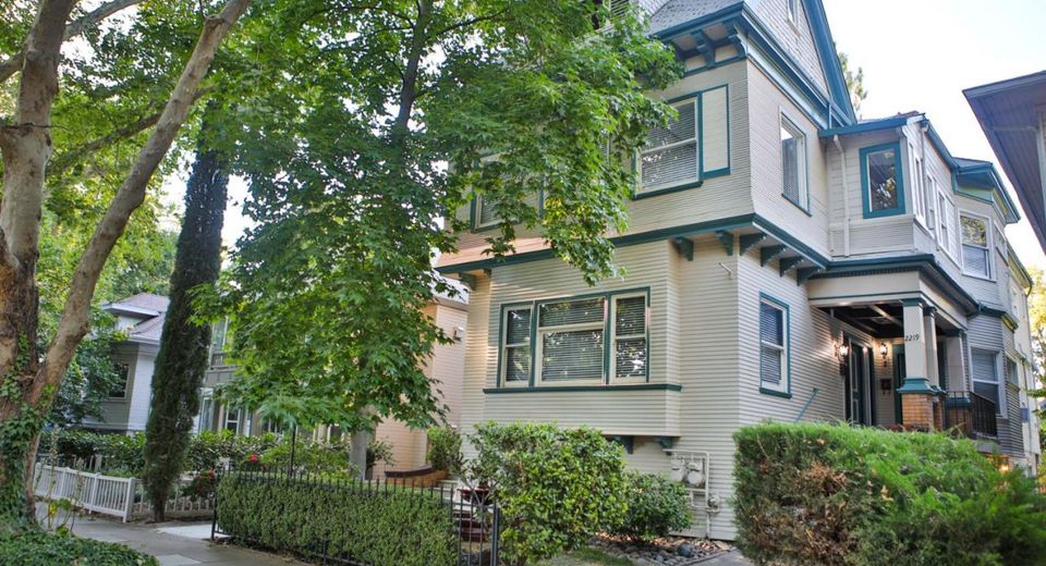 2219 H St, Sacramento, CA 95816 Photo