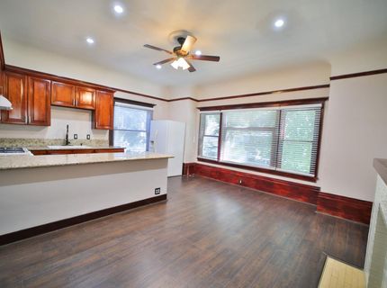 2219 H St, Sacramento, CA 95816 Photo