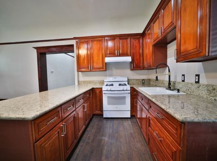 2219 H St, Sacramento, CA 95816 Photo