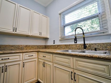 2219 H St, Sacramento, CA 95816 Photo