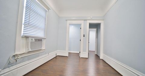 2219 H St, Sacramento, CA 95816 Photo