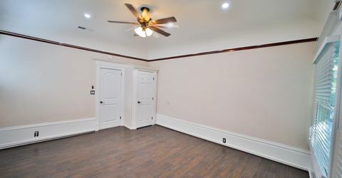 2219 H St, Sacramento, CA 95816 Photo