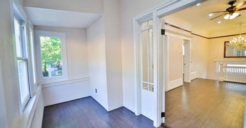 2219 H St, Sacramento, CA 95816 Photo