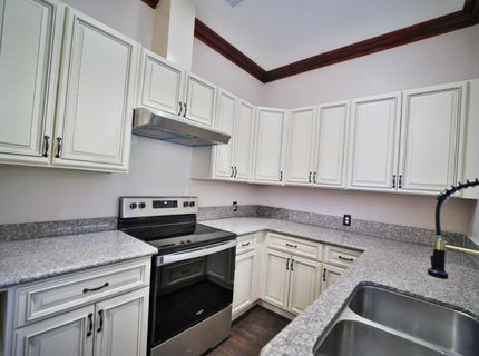 2219 H St, Sacramento, CA 95816 Photo