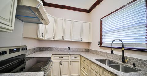 2219 H St, Sacramento, CA 95816 Photo