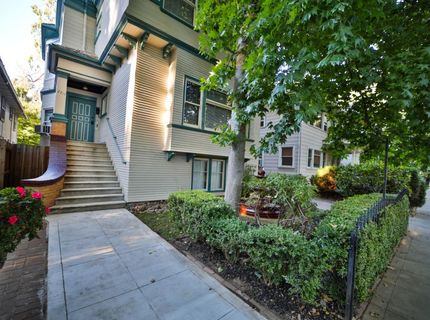 2219 H St, Sacramento, CA 95816 Photo