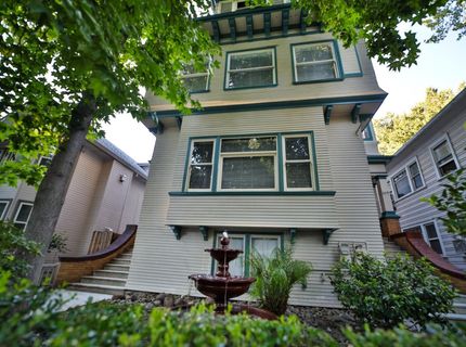 2219 H St, Sacramento, CA 95816 Photo