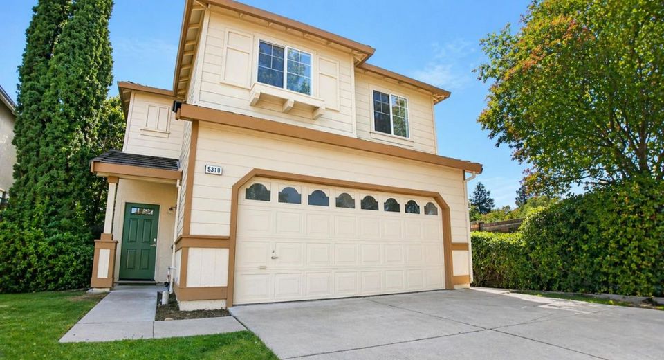 5310 Privet Ln, Elk Grove, CA 95758 Photo