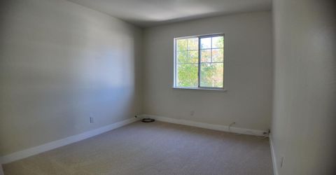 5310 Privet Ln, Elk Grove, CA 95758 Photo