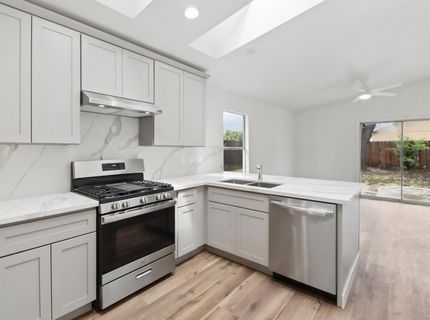 2 Cismont Ct, Sacramento, CA 95823 Photo